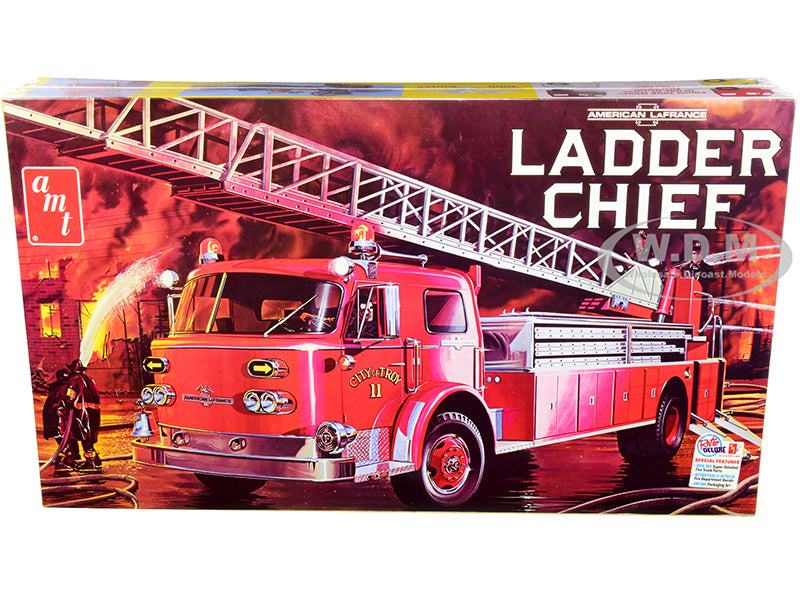 AMT1204 American LaFrance Ladder Chief Fire Truck 1/25 Scale Plastic Model Kit