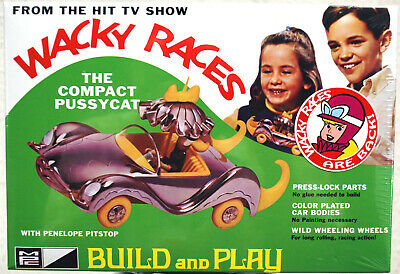 MPC934 Wacky Races Compact Pussycat 1/32 Scale Plastic Model Kit