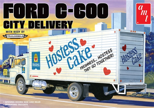 AMT1139 Ford C-600 City Delivery (Hostess) 1:25 Scale Model Kit