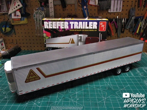 AMT1170 AMT Reefer Semi Trailer 1:24 Scale Model Kit